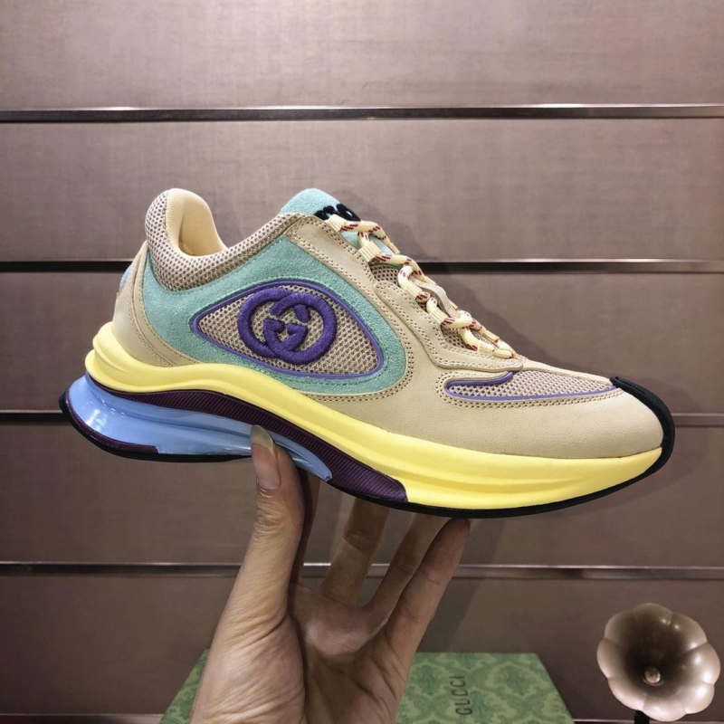 G*u*i casual shoes